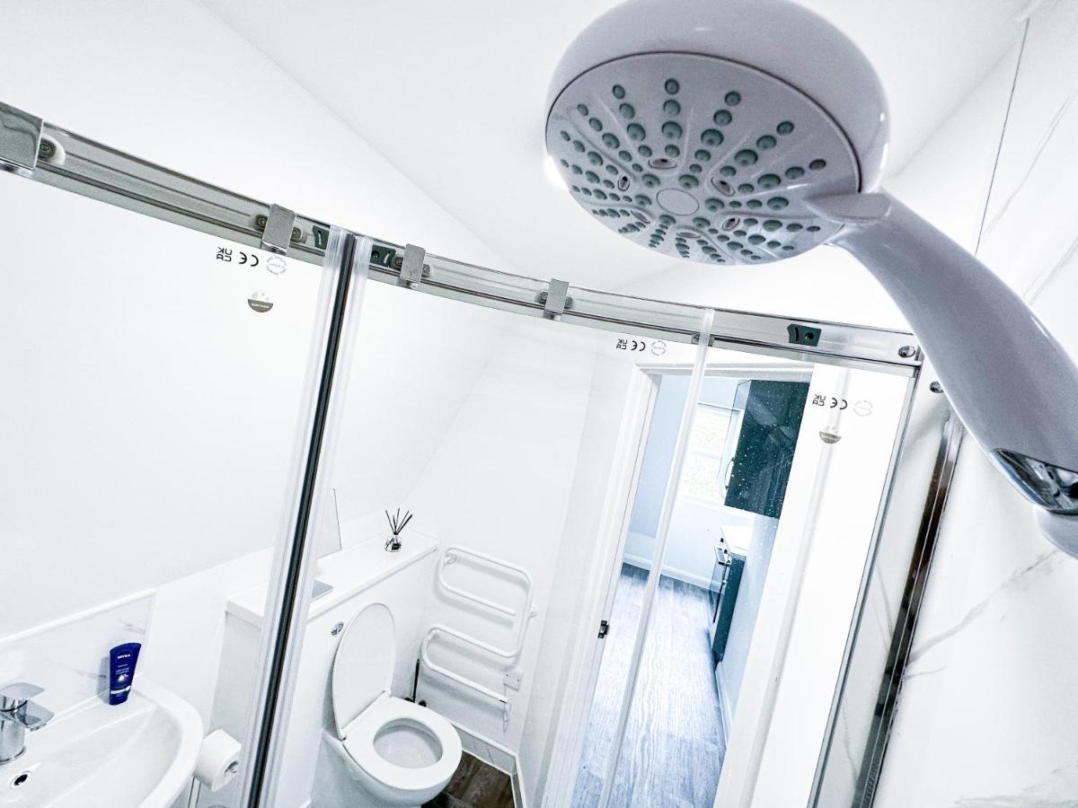 Lovely Studio Apartment เมดสโตน ภายนอก รูปภาพ
