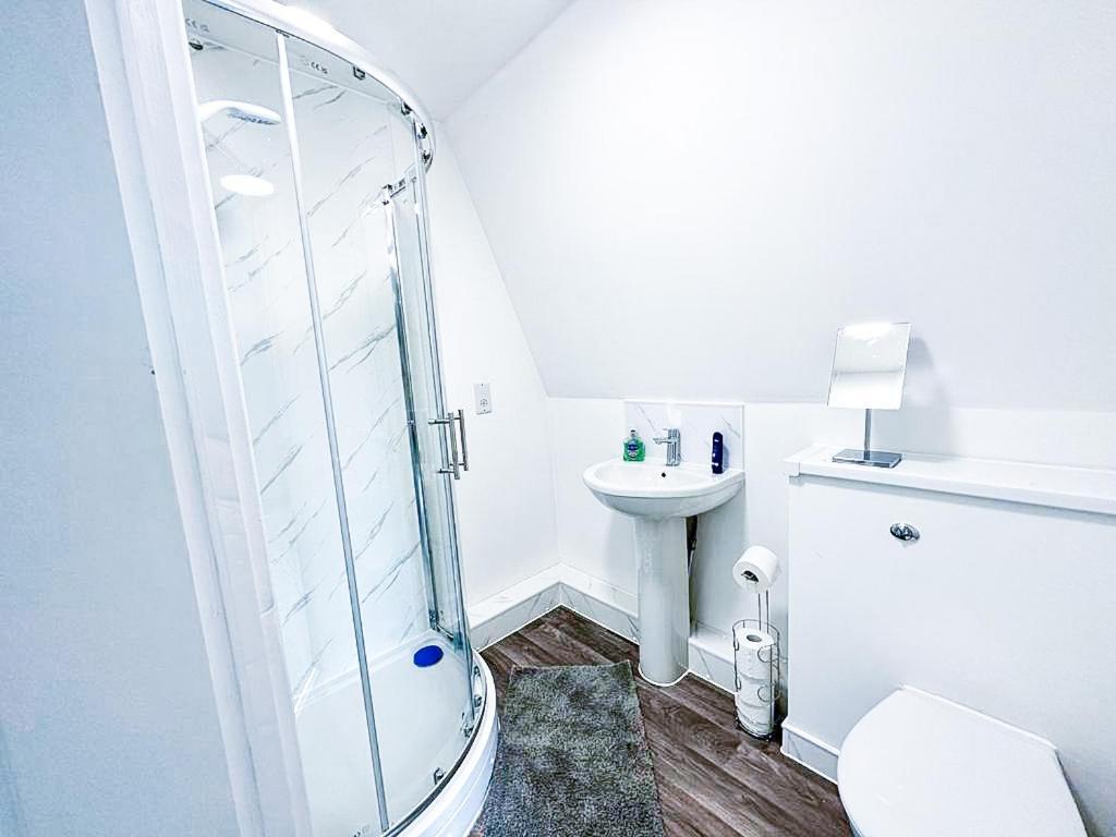 Lovely Studio Apartment เมดสโตน ภายนอก รูปภาพ
